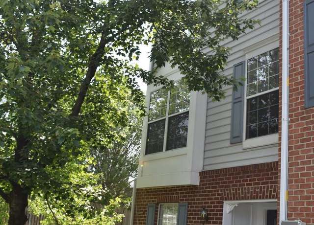 Property at 104 Rock Creek Ct, Frederick, MD 21702, 5 beds, 3.5 baths