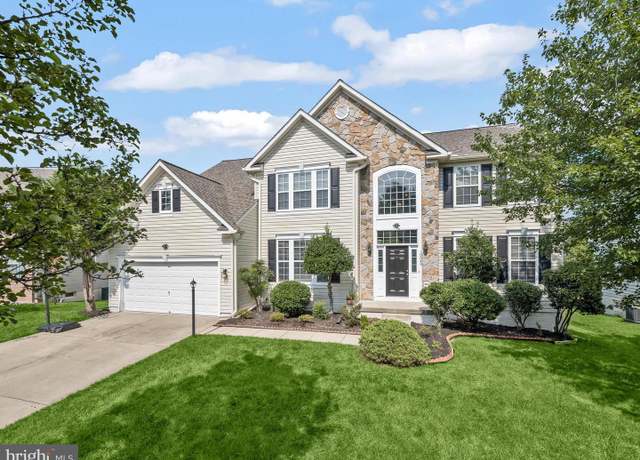 Property at 10040 Fall Rain Dr, Laurel, MD 20723, 5 beds, 3.5 baths
