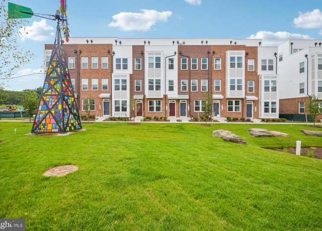 Property at 3114 Nina Clarke Dr, Rockville, MD 20850, 3 beds, 3.5 baths
