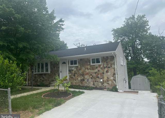 Property at 7425 Parkwood St, Hyattsville, MD 20784, 6 beds, 3 baths