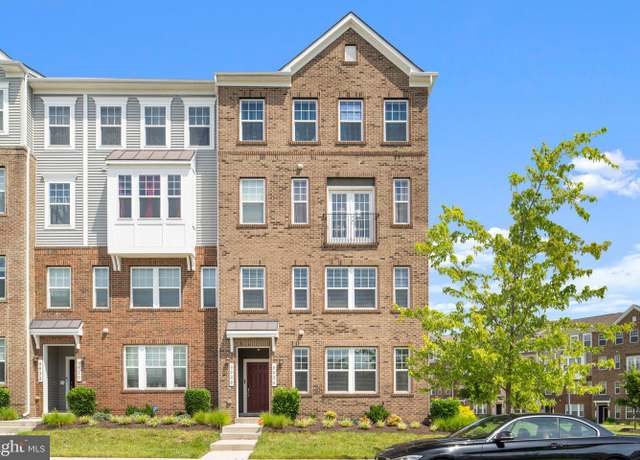Property at 9624 Tealbriar Dr, Upper Marlboro, MD 20772, 2 beds, 2.5 baths