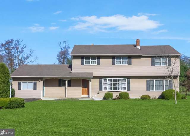 Property at 428 Dutch Neck Rd, East Windsor, NJ 08520, 4 beds, 2.5 baths