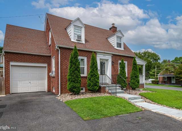 Property at 2921 Belmont Ave, West Lawn, PA 19609, 2 beds, 1.5 baths