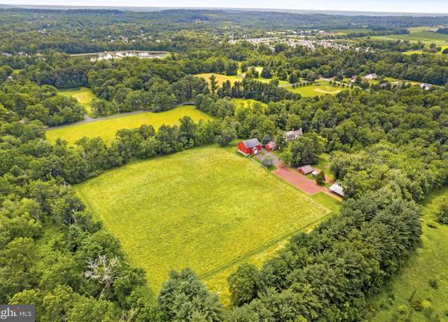 Property at 4783 Landisville Rd, Doylestown, PA 18902, 4 beds, 3.5 baths