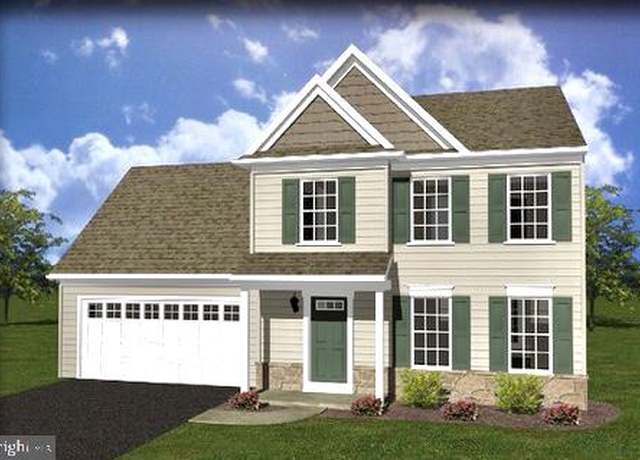 Property at 6 Family Dr, Carlisle, PA 17013, 4 beds, 2.5 baths