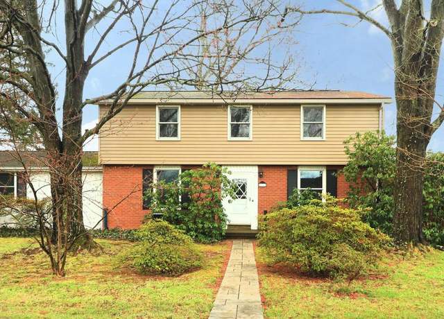 Property at 168 E North Hills Pl, State College, PA 16803, 4 beds, 2 baths