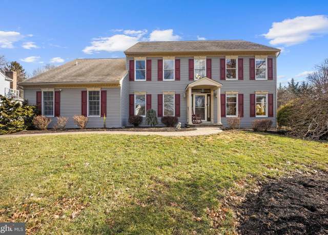 Property at 107 Brookhollow Dr, Downingtown, PA 19335, 4 beds, 2.5 baths