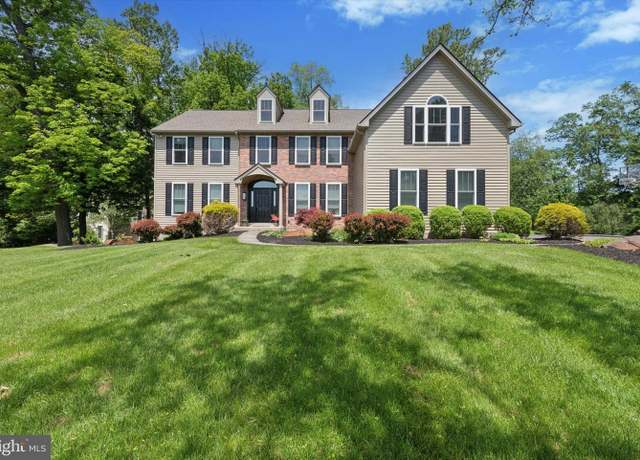 Property at 915 Kenmara Dr, West Chester, PA 19380, 5 beds, 3.5 baths