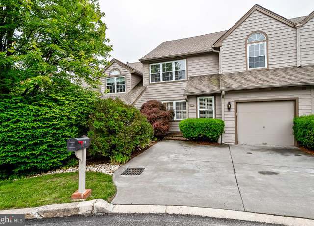 Property at 18 Manchester Ct #18, Berwyn, PA 19312, 3 beds, 2.5 baths