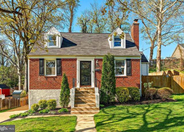 Property at 6704 Chestnut Ave, Falls Church, VA 22042, 4 beds, 3 baths