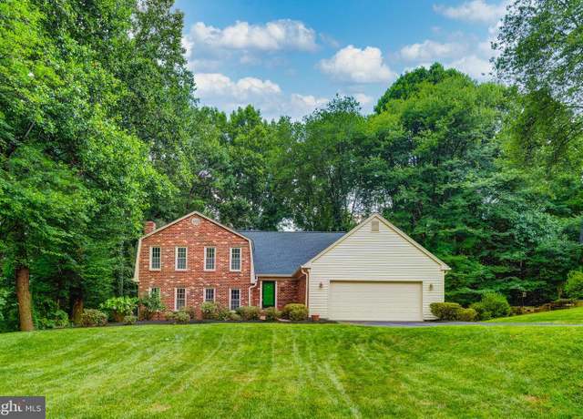 Property at 11393 Bantry Ter, Fairfax, VA 22030, 5 beds, 2.5 baths