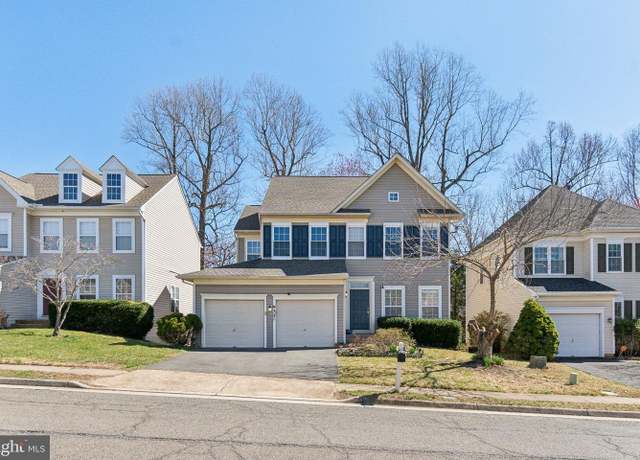 Property at 9321 Hedgeford St, Manassas Park, VA 20111, 5 beds, 3.5 baths