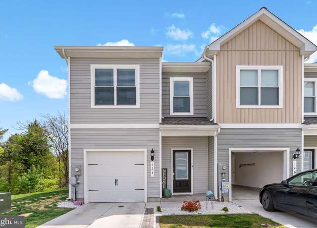 Property at 124 Paddington St, Falling Waters, WV 25419, 3 beds, 2.5 baths