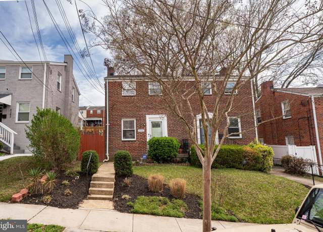 Property at 4343 F St SE, Washington, DC 20019, 2 beds, 2 baths