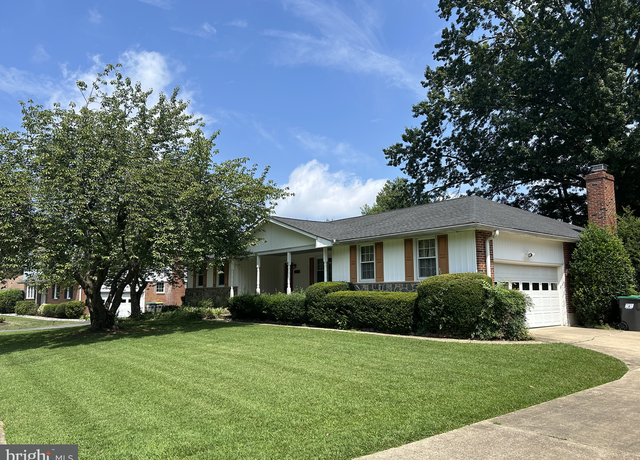 Property at 2415 Landon Dr, Wilmington, DE 19810, 3 beds, 2 baths