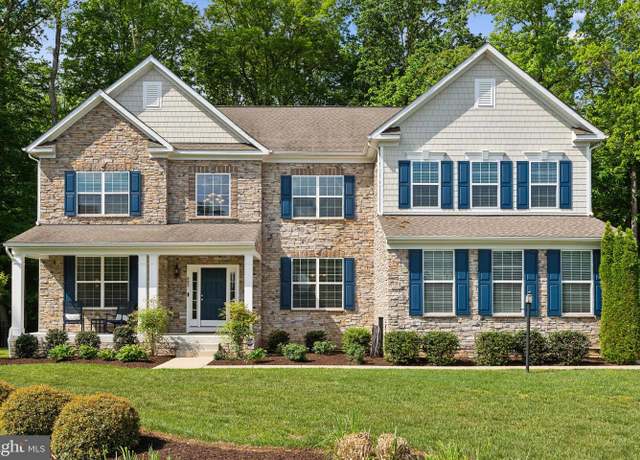 Property at 683 Loch Haven Rd, Edgewater, MD 21037, 5 beds, 4.5 baths