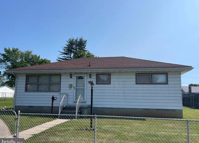 Property at 210 Potomac St, Cumberland, MD 21502, 3 beds, 1 bath