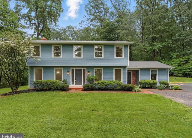 Property at 2500 Sams Creek Rd, Westminster, MD 21157, 5 beds, 2.5 baths
