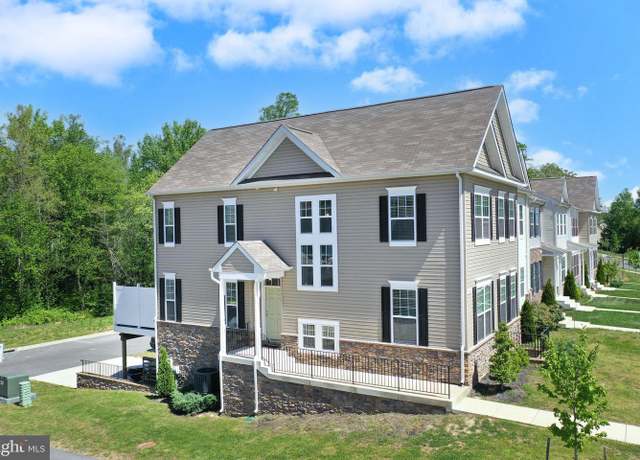 Property at 23433 Grovewood Ct, Leonardtown, MD 20650, 4 beds, 3.5 baths