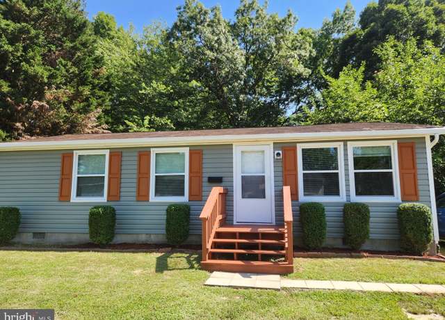 Property at 47443 Southampton Dr, Lexington Park, MD 20653, 3 beds, 1 bath