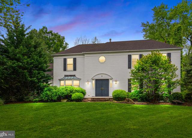Property at 5 Stark Ct, Princeton Junction, NJ 08550, 4 beds, 2.5 baths