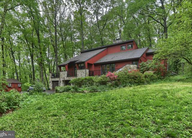 Property at 38 Banbury Rd, Hummelstown, PA 17036, 3 beds, 2.5 baths