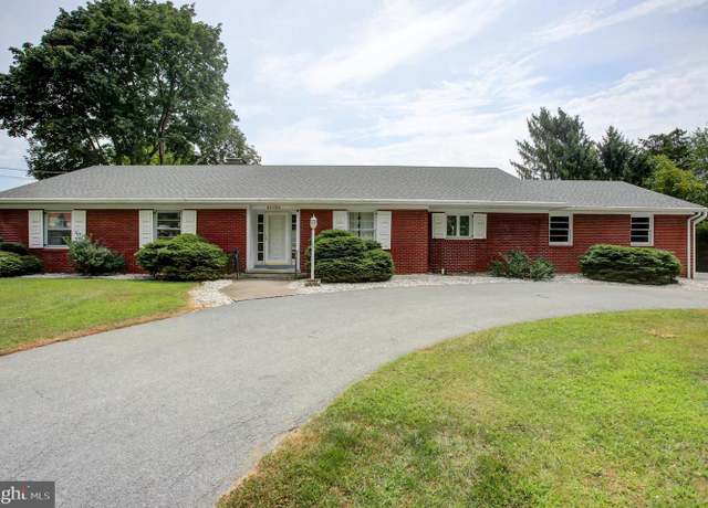 Property at 12132 Gehr Rd, Waynesboro, PA 17268, 5 beds, 2 baths
