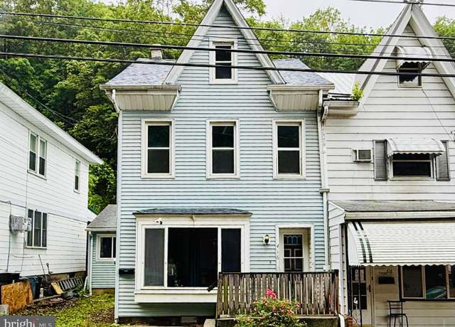 Property at 416 Laurel St, Minersville, PA 17954, 3 beds, 2 baths
