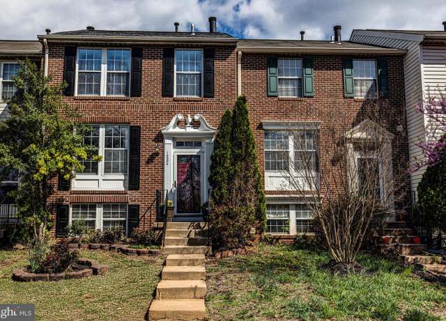Property at 14584 Croatan Dr, Centreville, VA 20120, 3 beds, 3 baths
