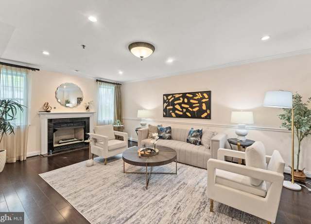 Property at 1641 International Dr Unit TH-20, Mclean, VA 22102, 2 beds, 2.5 baths