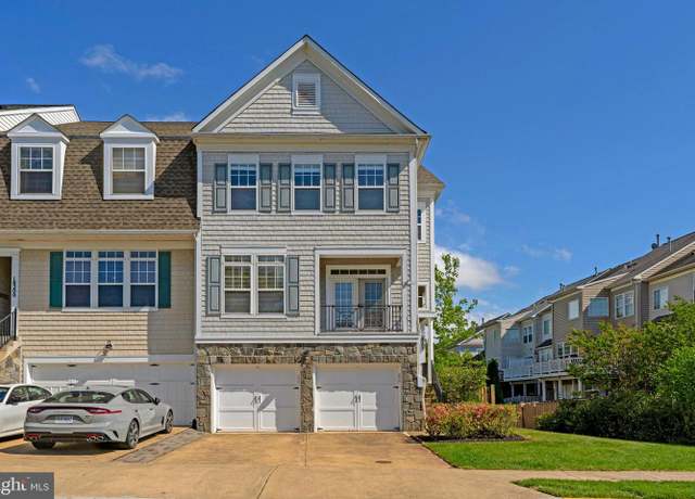 Property at 18202 Mill House Sq, Leesburg, VA 20176, 3 beds, 3.5 baths