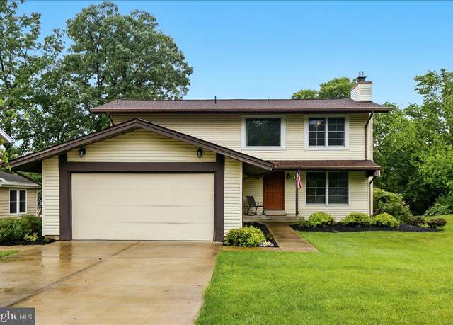 Property at 123 Evergreen St, Sterling, VA 20164, 3 beds, 2.5 baths