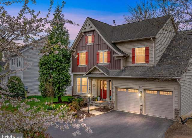 Property at 14344 Northbrook Ln, Gainesville, VA 20155, 4 beds, 3.5 baths