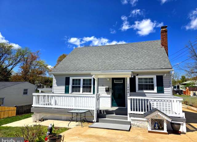 Property at 1404 D St, Woodbridge, VA 22191, 4 beds, 3 baths