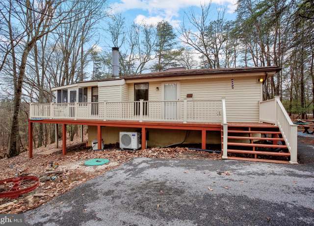 Property at 22 Wickiup Ln, Hedgesville, WV 25427, 3 beds, 2 baths