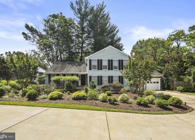Property at 4152 Henhawk Ct, Ellicott City, MD 21042, 4 beds, 3.5 baths