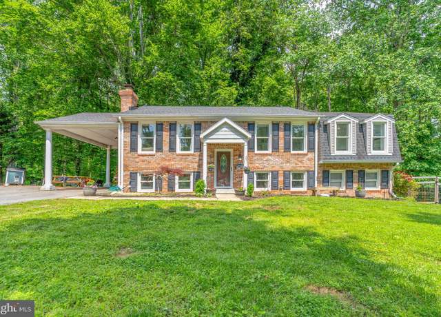 Property at 39620 Walnut Cir, Mechanicsville, MD 20659, 5 beds, 3 baths