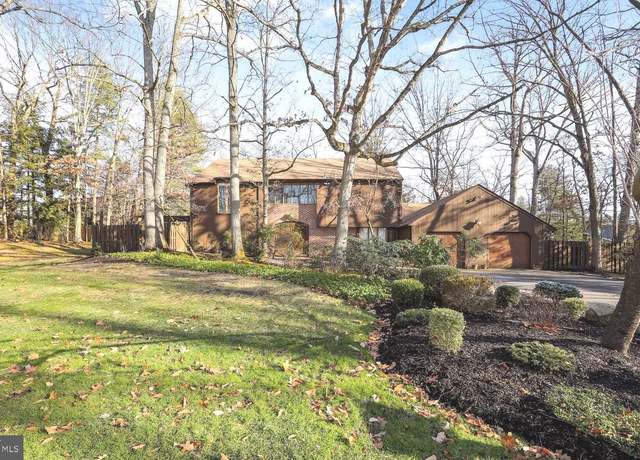 Property at 102 Lane Of Trees, Cherry Hill, NJ 08003, 4 beds, 3.5 baths