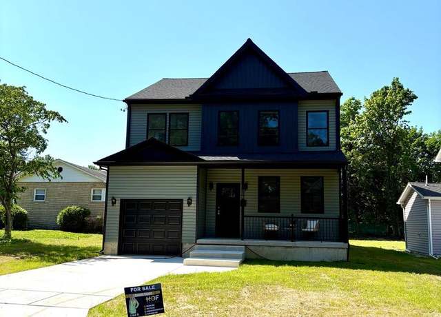 Property at 248 W Central Ave, Blackwood, NJ 08012, 4 beds, 2.5 baths
