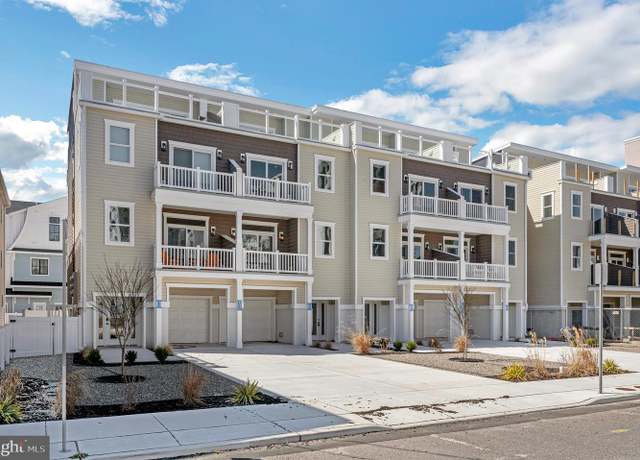 Property at 418-420 E Farragut Rd Unit I, Wildwood Crest, NJ 08260, 3 beds, 3 baths