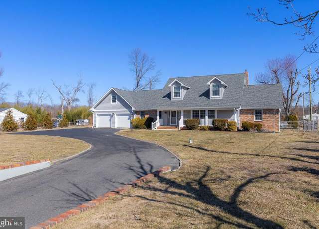 Property at 135 Clems Run, Mullica Hill, NJ 08062, 4 beds, 2.5 baths