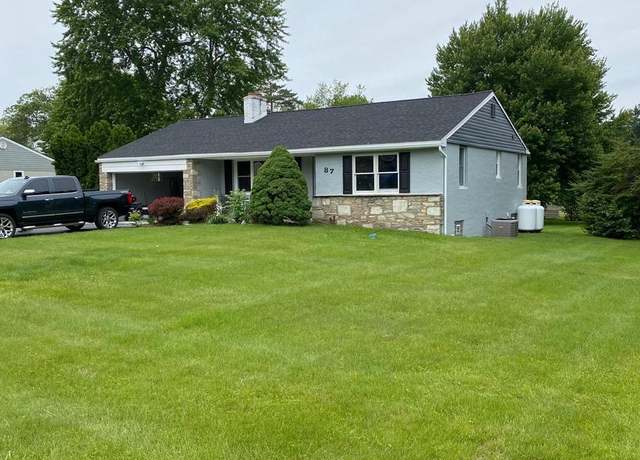 Property at 87 Valley Dr, Southampton, PA 18966, 3 beds, 2 baths