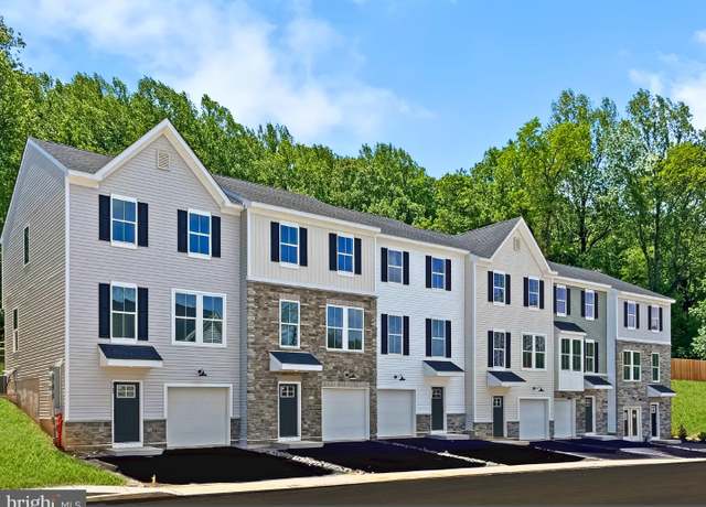 Property at 266 Talucci Dr, Downingtown, PA 19335, 3 beds, 2.5 baths