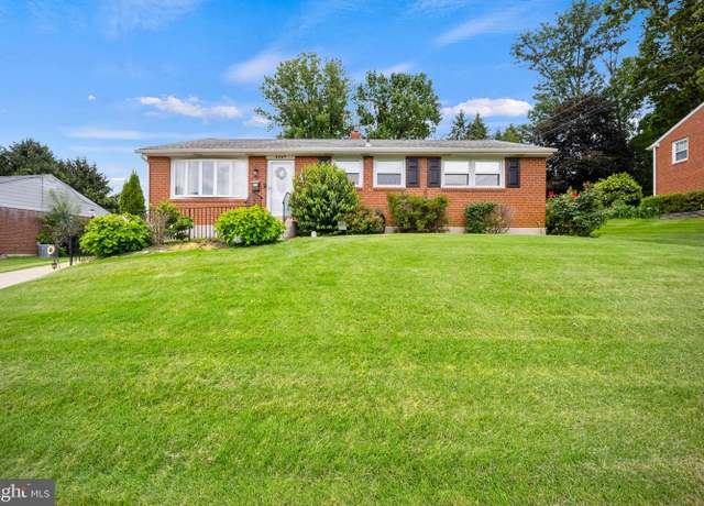 Property at 4947 Jackson Dr, Brookhaven, PA 19015, 3 beds, 2 baths