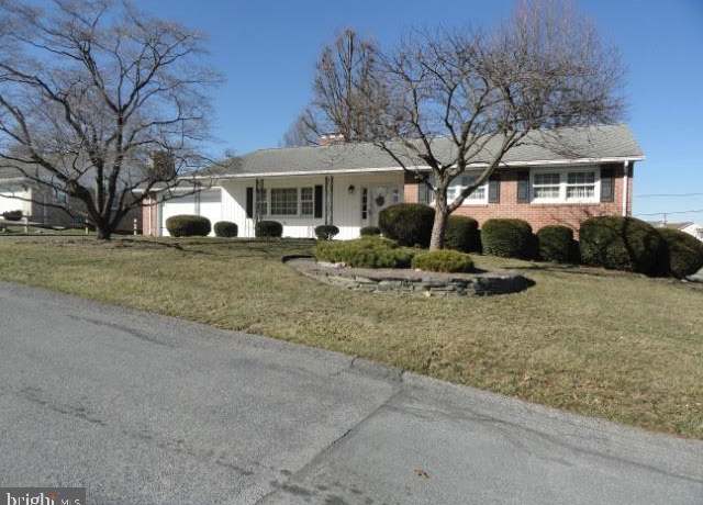 Property at 225 Heritage Rd, Chambersburg, PA 17202, 3 beds, 2 baths