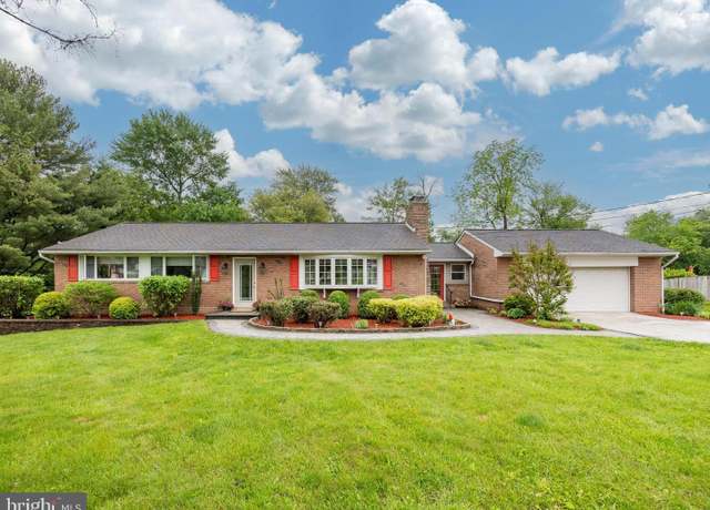 Property at 214 Brookside, Norristown, PA 19403, 3 beds, 2.5 baths