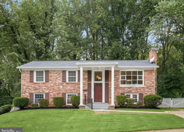 Property at 14460 Del Mar Dr, Woodbridge, VA 22193, 5 beds, 3 baths
