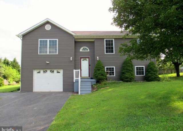 Property at 36 Founders Ct, Martinsburg, WV 25405, 3 beds, 2 baths