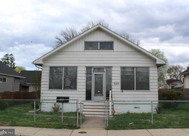 Property at 229 Doris Ave, Baltimore, MD 21225, 3 beds, 1.5 baths