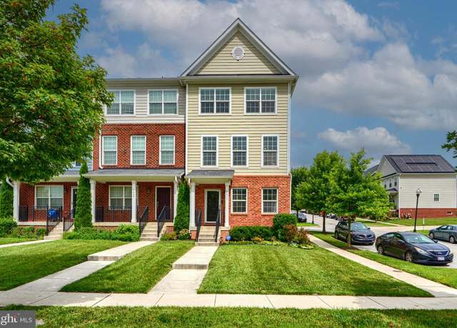 Property at 4411 Maple Wood Dr, Baltimore, MD 21229, 4 beds, 2.5 baths